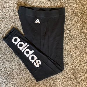 Small black Adidas leggings